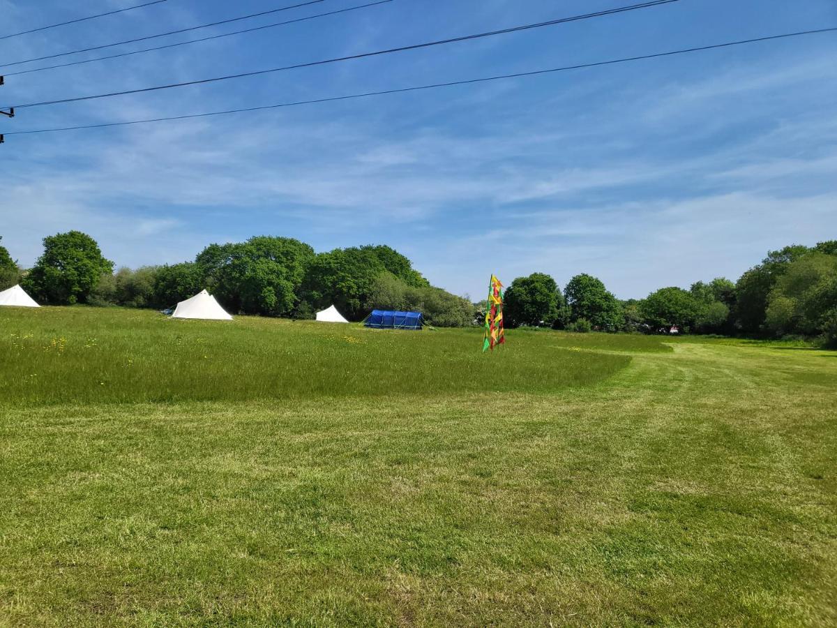 Dorset Glamping Fields Hotell Corfe Mullen Eksteriør bilde